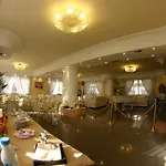 Hotel Luxor