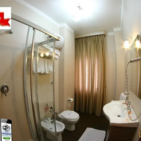 Hotel Luxor 3*