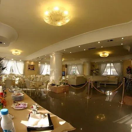 Hotel Luxor