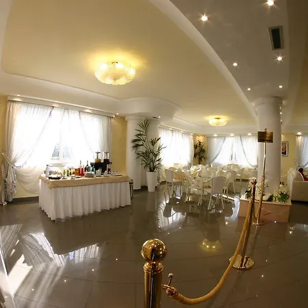 Hotel Luxor 3*