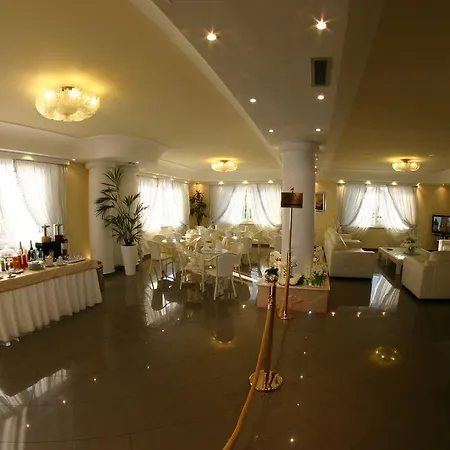 Luxor Hotel 3*