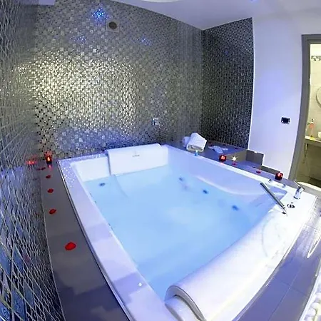 Hotel Luxor 3*