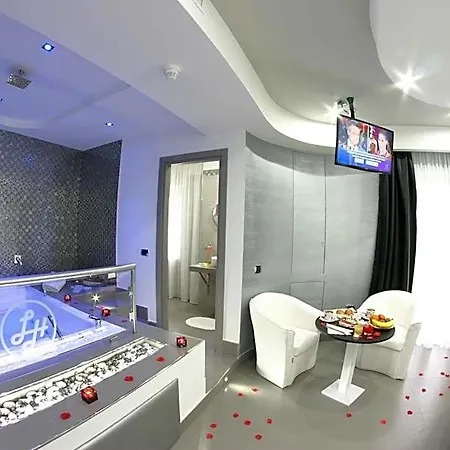 Luxor Hotel