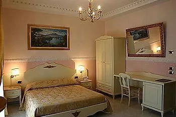 Hotel Luxor 3*