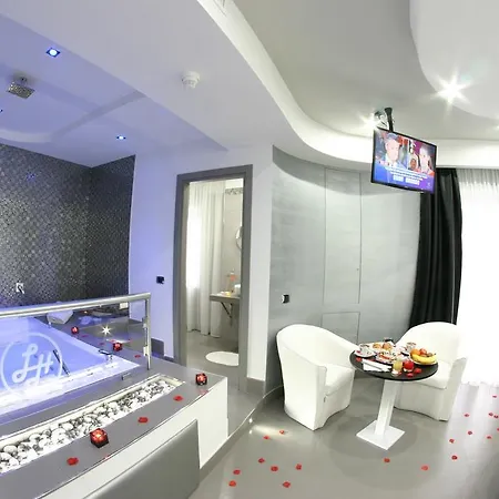 Luxor Casoria